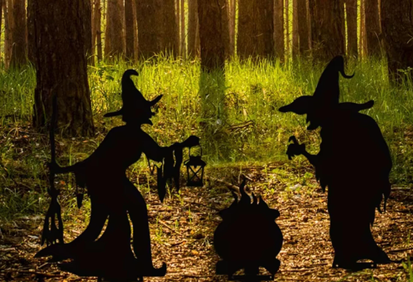 Iron Witch Silhouette Yard Stakes: Spooky Halloween Lawn Decor